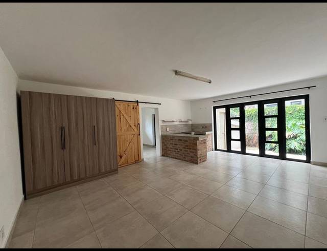 1 BEDROOM PROPERTY TO RENT IN LYNNWOOD MANOR